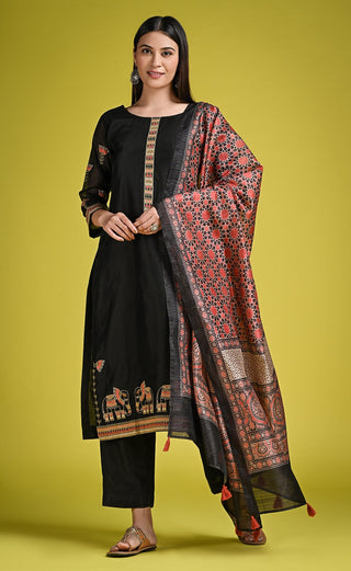 Black salwar kameez set with elephant motif - nachfashion
