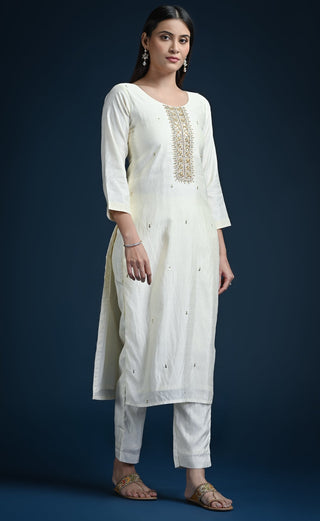 Cream white straight cut kurti set with contrast mustard printed dupatta - nachfashion
